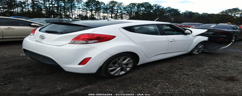 KMHTC6AD2GU303837 2016 HYUNDAI VELOSTER photo no. 4