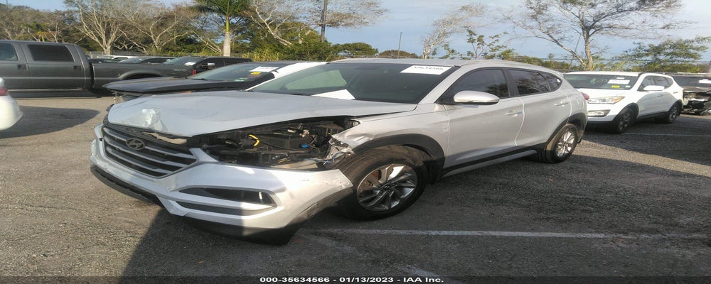 KM8J33A43JU754093 2018 HYUNDAI TUCSON photo no. 2