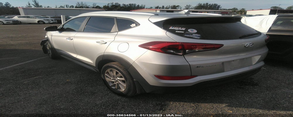 KM8J33A43JU754093 2018 HYUNDAI TUCSON photo no. 3