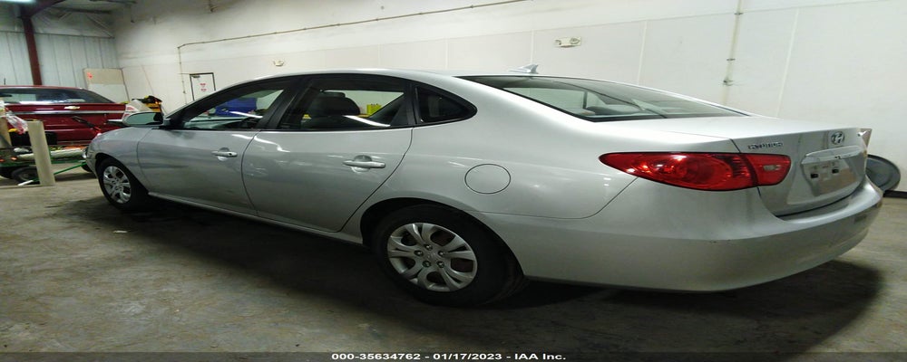 KMHDU4AD8AU957836 2010 HYUNDAI ELANTRA photo no. 3