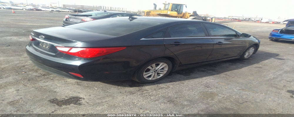 5NPEB4ACXEH834500 2014 HYUNDAI SONATA photo no. 4