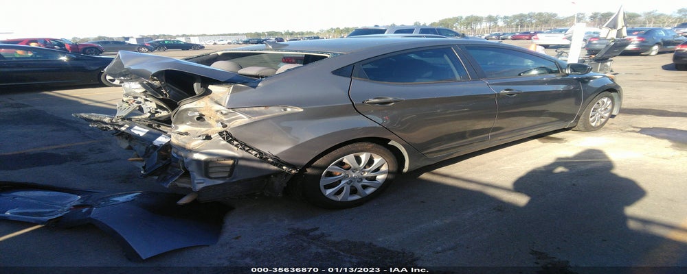 5NPDH4AE8CH139716 2012 HYUNDAI ELANTRA photo no. 4