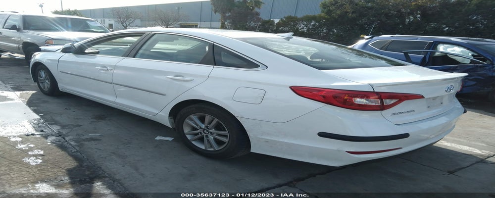 5NPE24AF5FH163555 2015 HYUNDAI SONATA photo no. 3