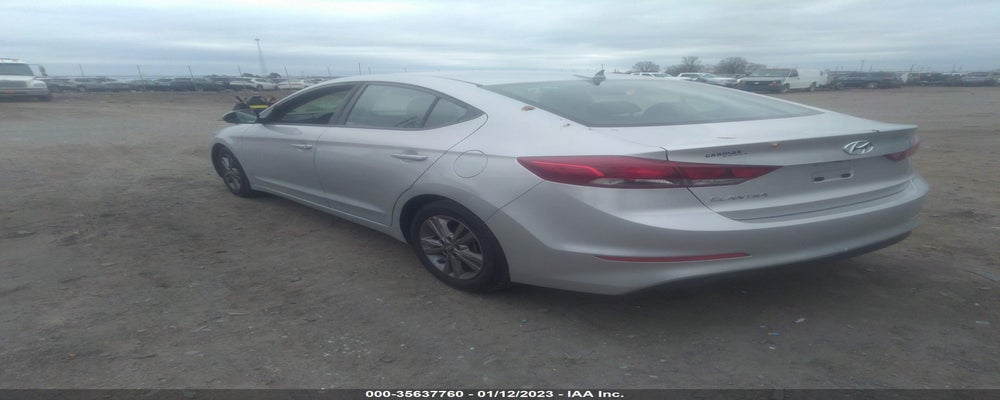 5NPD84LF0JH369592 2018 HYUNDAI ELANTRA photo no. 3