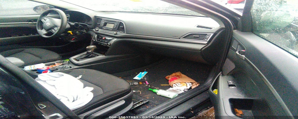 5NPD74LF9JH302458 2018 HYUNDAI ELANTRA photo no. 5