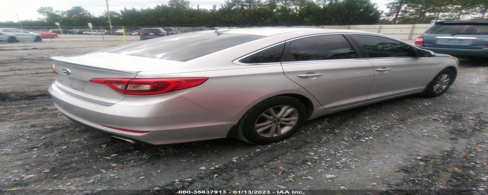 5NPE24AF5FH221986 2015 HYUNDAI SONATA photo no. 4