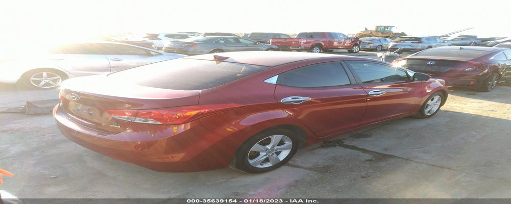 5NPDH4AE6DH219954 2013 HYUNDAI ELANTRA photo no. 4