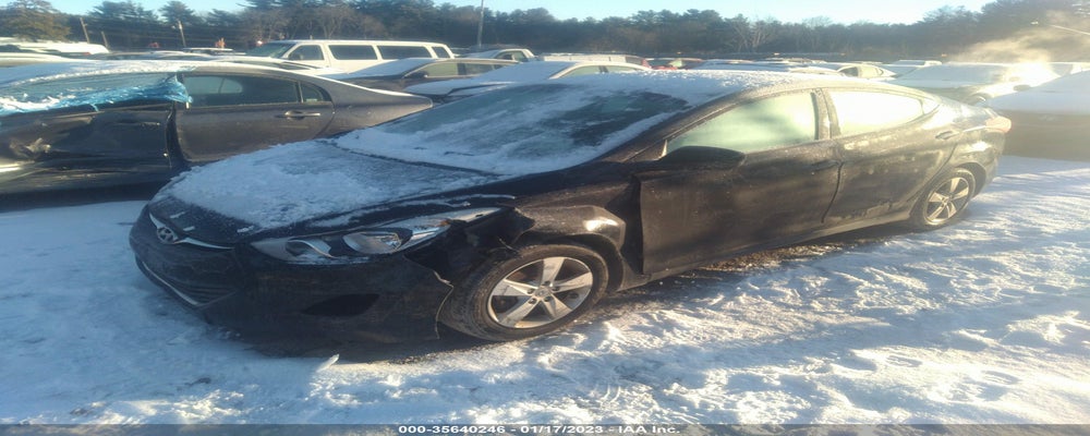 5NPDH4AE1DH427630 2013 HYUNDAI ELANTRA photo no. 2