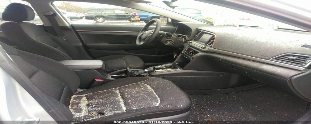 5NPD74LF4JH389928 2018 HYUNDAI ELANTRA photo no. 5