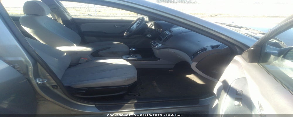 KMHDU4AD7AU928506 2010 HYUNDAI ELANTRA photo no. 5