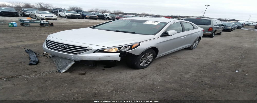 5NPE24AF5FH011307 2015 HYUNDAI SONATA photo no. 2
