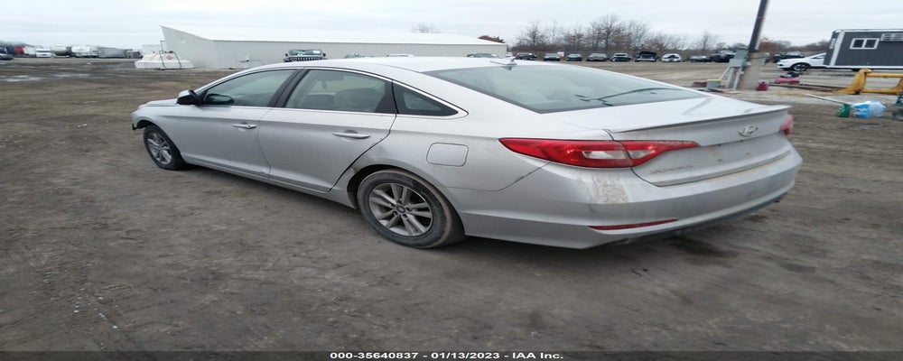 5NPE24AF5FH011307 2015 HYUNDAI SONATA photo no. 3