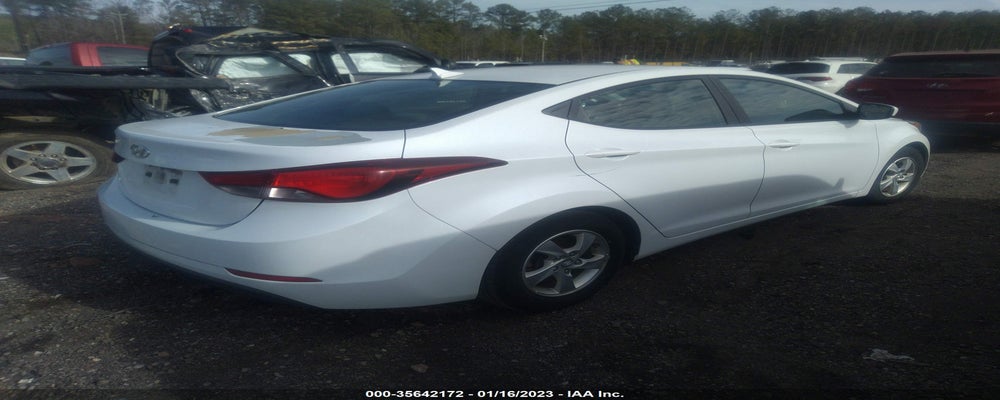 5NPDH4AE3FH592050 2015 HYUNDAI ELANTRA photo no. 4