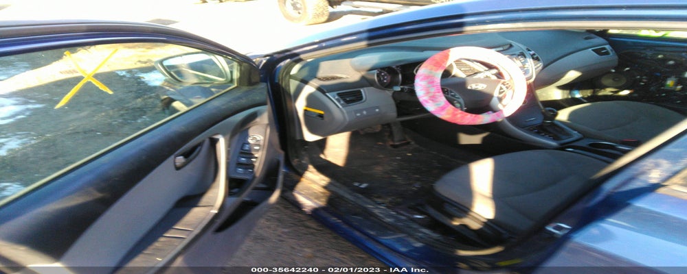 5NPDH4AE2GH703558 2016 HYUNDAI ELANTRA photo no. 5