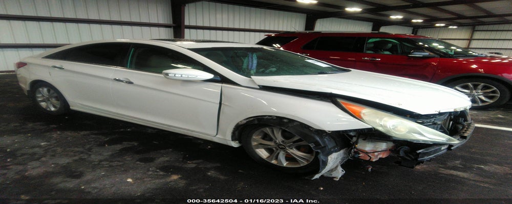 5NPEC4AB0BH307582 2011 HYUNDAI SONATA photo no. 16
