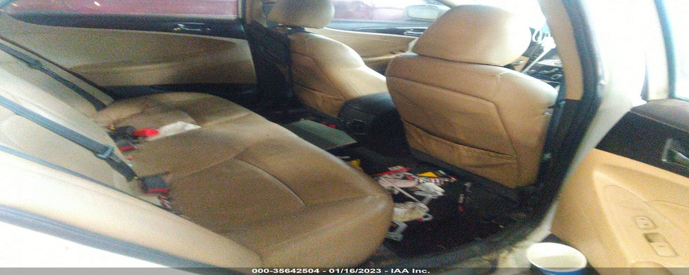 5NPEC4AB0BH307582 2011 HYUNDAI SONATA photo no. 8