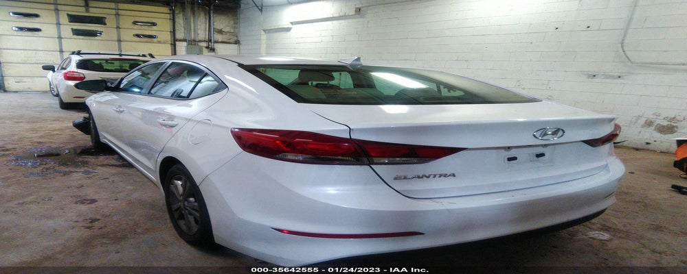 5NPD84LFXJH284999 2018 HYUNDAI ELANTRA photo no. 3