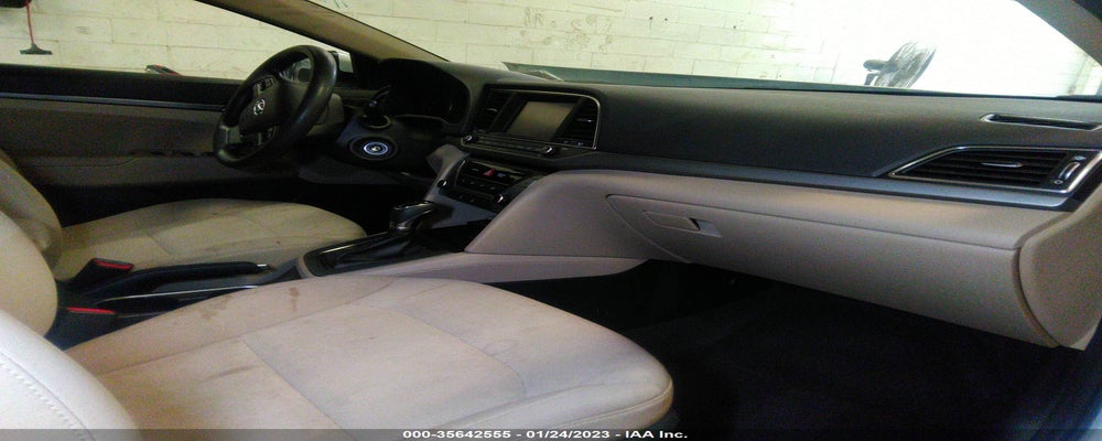 5NPD84LFXJH284999 2018 HYUNDAI ELANTRA photo no. 5