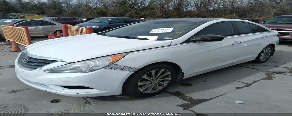 5NPEC4AC3BH179332 2011 HYUNDAI SONATA photo no. 2