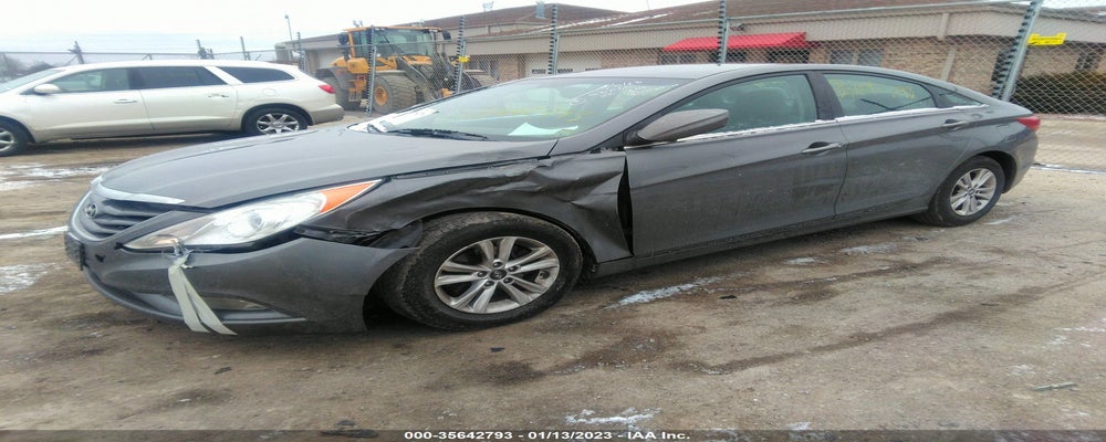 5NPEB4AC9DH726755 2013 HYUNDAI SONATA photo no. 2