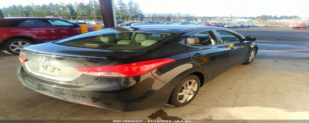 5NPDH4AE5DH354469 2013 HYUNDAI ELANTRA photo no. 4