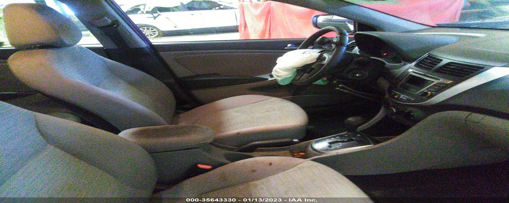 KMHCT4AE3GU061749 2016 HYUNDAI ACCENT photo no. 5