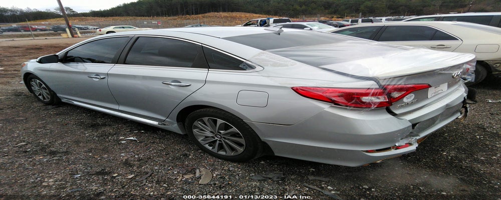 5NPE34AF2FH133782 2015 HYUNDAI SONATA photo no. 3