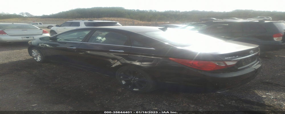 5NPEC4AC8BH150697 2011 HYUNDAI SONATA photo no. 3