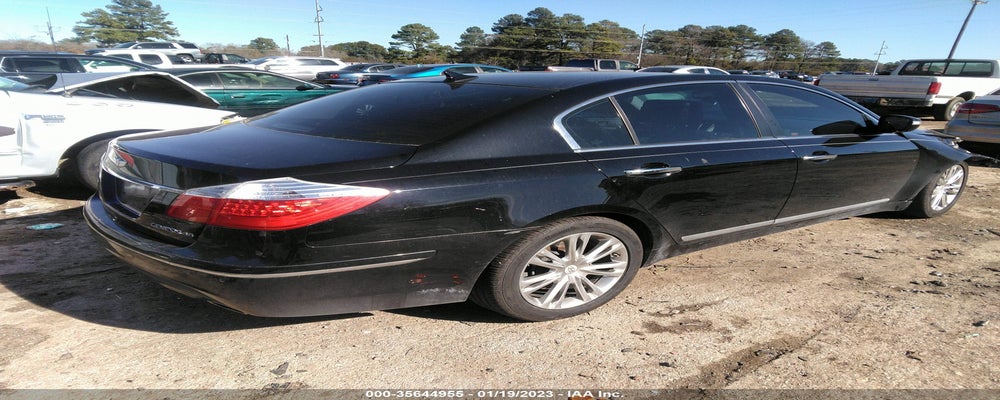 KMHGC4DF8AU094730 2010 HYUNDAI GENESIS photo no. 4