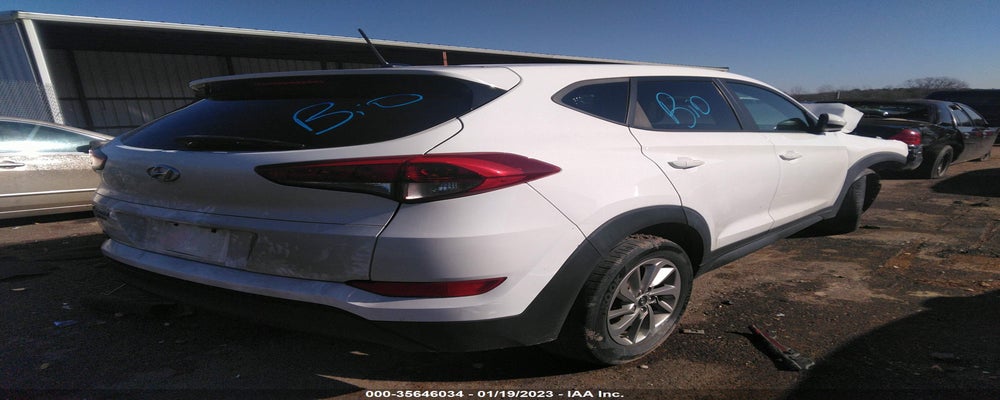 KM8J23A46GU028658 2016 HYUNDAI TUCSON photo no. 4
