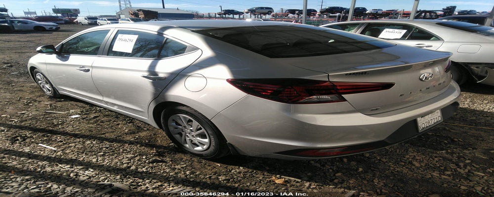 5NPD74LF3KH490461 2019 HYUNDAI ELANTRA photo no. 3