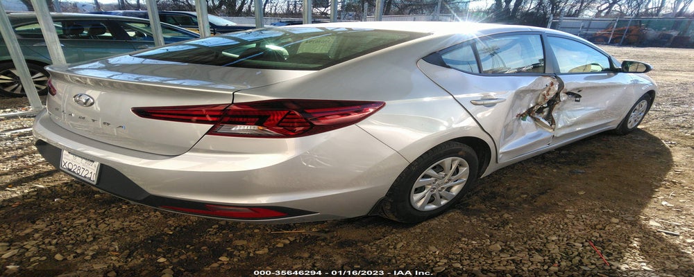 5NPD74LF3KH490461 2019 HYUNDAI ELANTRA photo no. 4