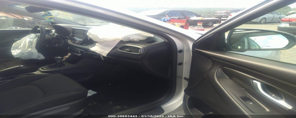KMHH35LE3KU090721 2019 HYUNDAI ELANTRA GT photo no. 5