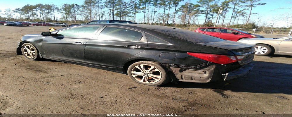 5NPEC4AC4BH141298 2011 HYUNDAI SONATA photo no. 3