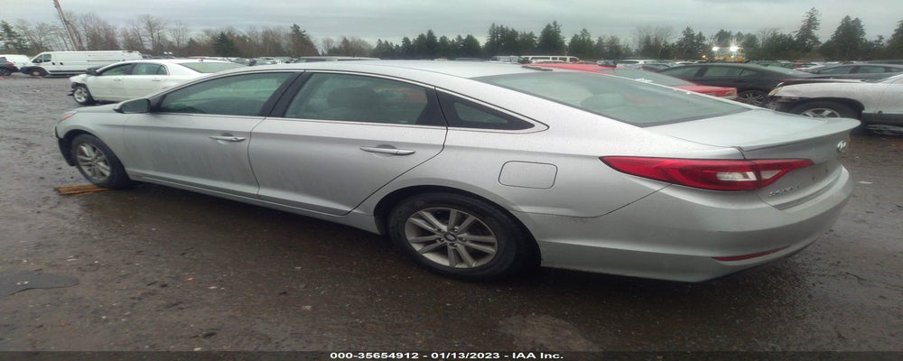 5NPE24AF6FH048799 2015 HYUNDAI SONATA photo no. 3