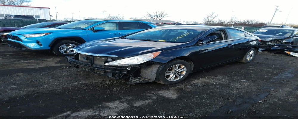 5NPEB4AC7BH230575 2011 HYUNDAI SONATA photo no. 2