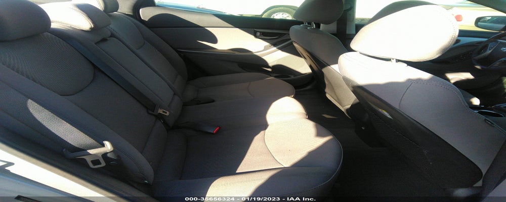 5NPDH4AE6GH689390 2016 HYUNDAI ELANTRA photo no. 8