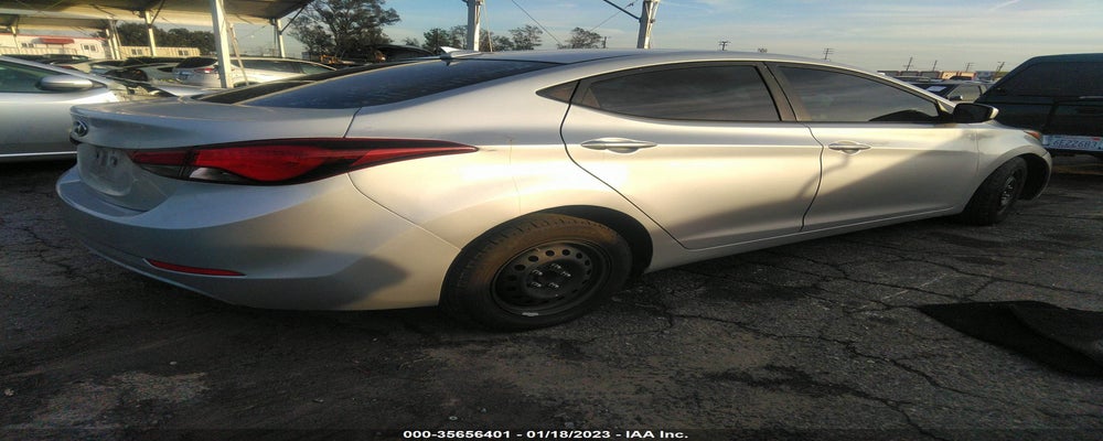 5NPDH4AE9GH730269 2016 HYUNDAI ELANTRA photo no. 4
