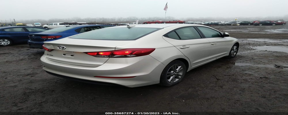 5NPD84LF0HH023052 2017 HYUNDAI ELANTRA photo no. 4