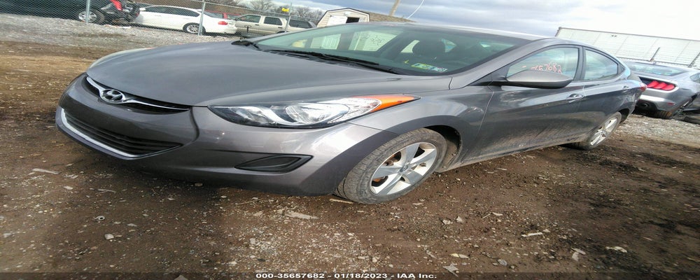 5NPDH4AE8DH374571 2013 HYUNDAI ELANTRA photo no. 2