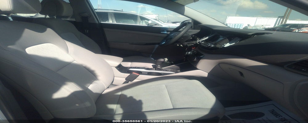 KM8J33A29GU156128 2016 HYUNDAI TUCSON photo no. 5