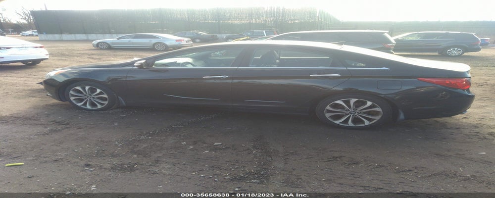 5NPEC4ABXDH646630 2013 HYUNDAI SONATA photo no. 3