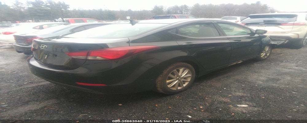 5NPDH4AE4FH583082 2015 HYUNDAI ELANTRA photo no. 4