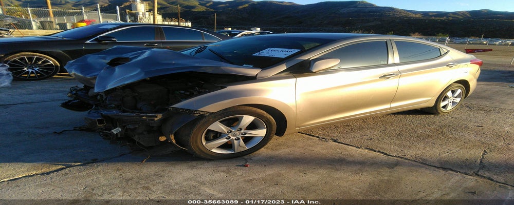 5NPDH4AE3DH230345 2013 HYUNDAI ELANTRA photo no. 2
