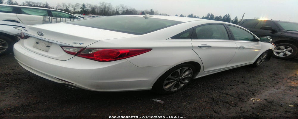 5NPEC4AB3DH762459 2013 HYUNDAI SONATA photo no. 4