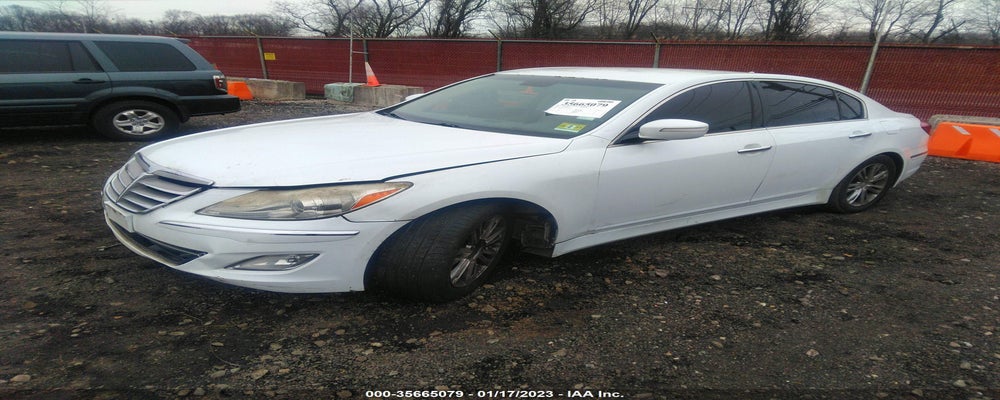 KMHGC4DD2EU263726 2014 HYUNDAI GENESIS photo no. 2