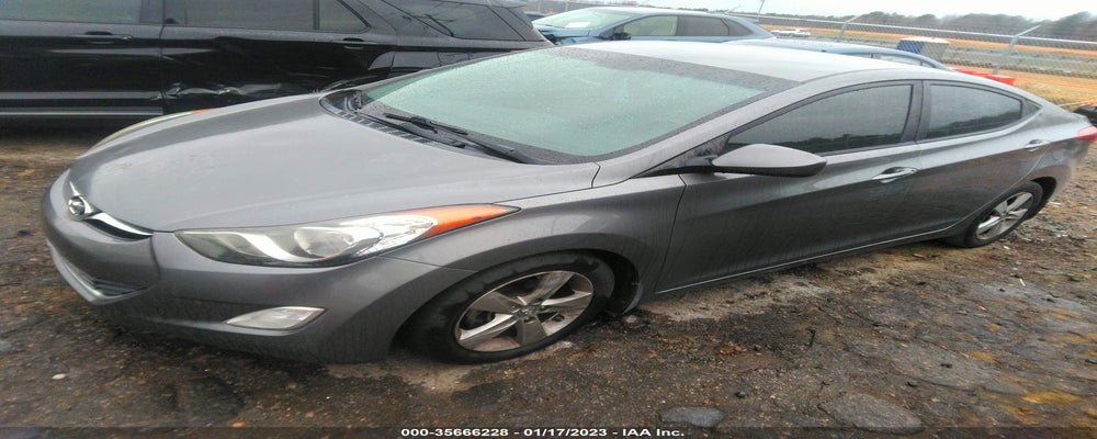 5NPDH4AE4DH324749 2013 HYUNDAI ELANTRA photo no. 2