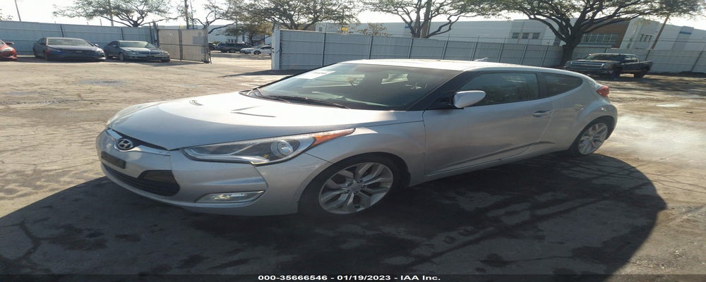 KMHTC6AD1CU053372 2012 HYUNDAI VELOSTER photo no. 2