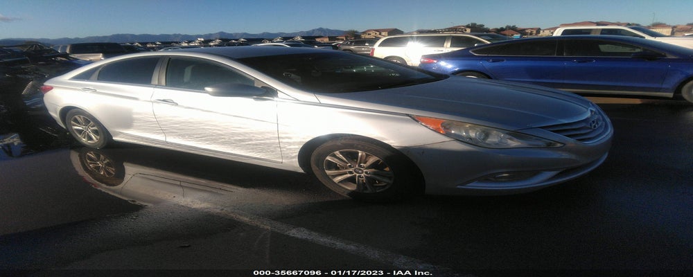 5NPEB4AC1DH664381 2013 HYUNDAI SONATA photo no. 1