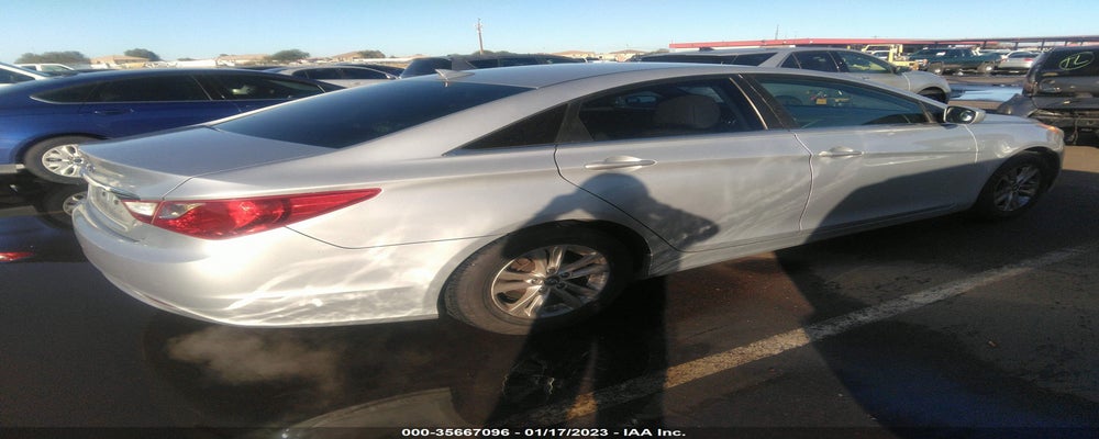 5NPEB4AC1DH664381 2013 HYUNDAI SONATA photo no. 4